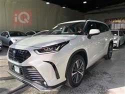 Toyota Crown Kluger
